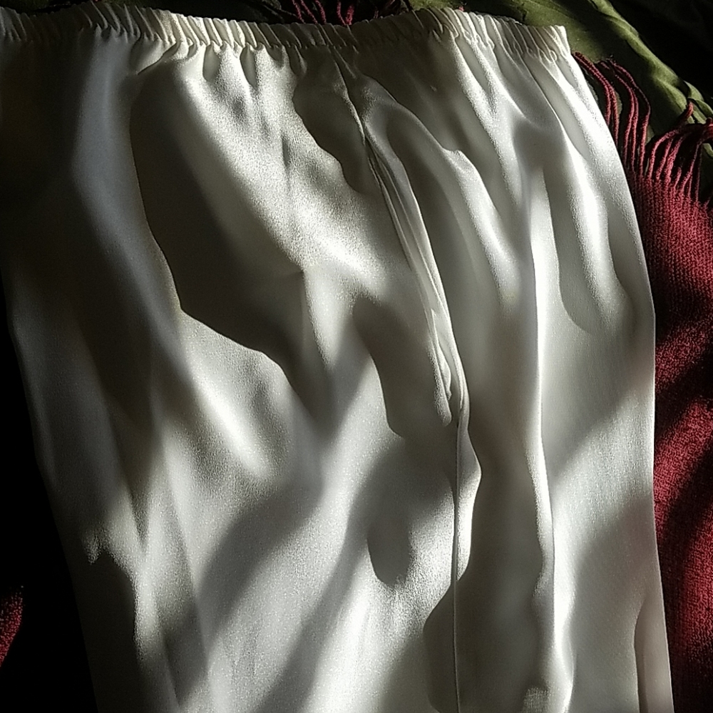 A pair of white ladies dress pants long